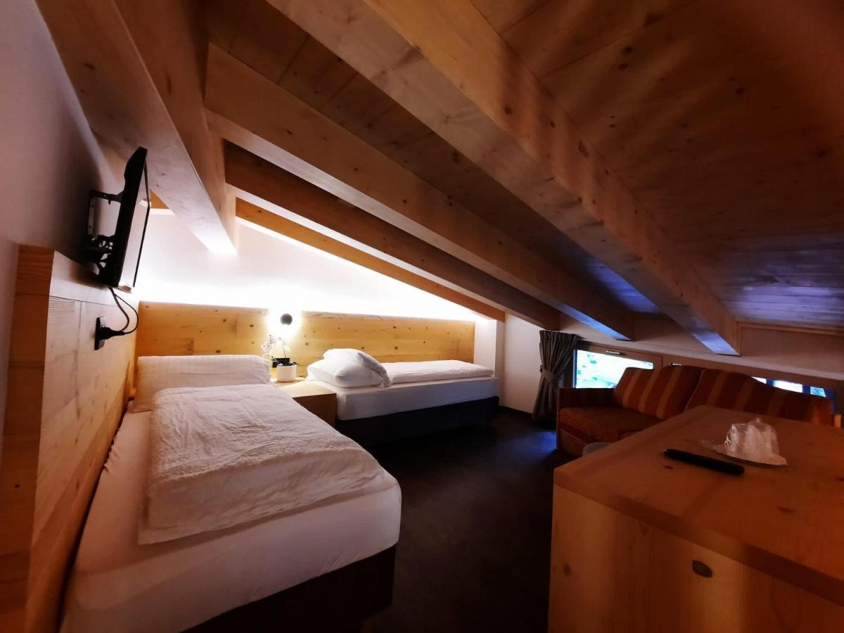 Alpen Hotel Vidi Madonna Exterior foto