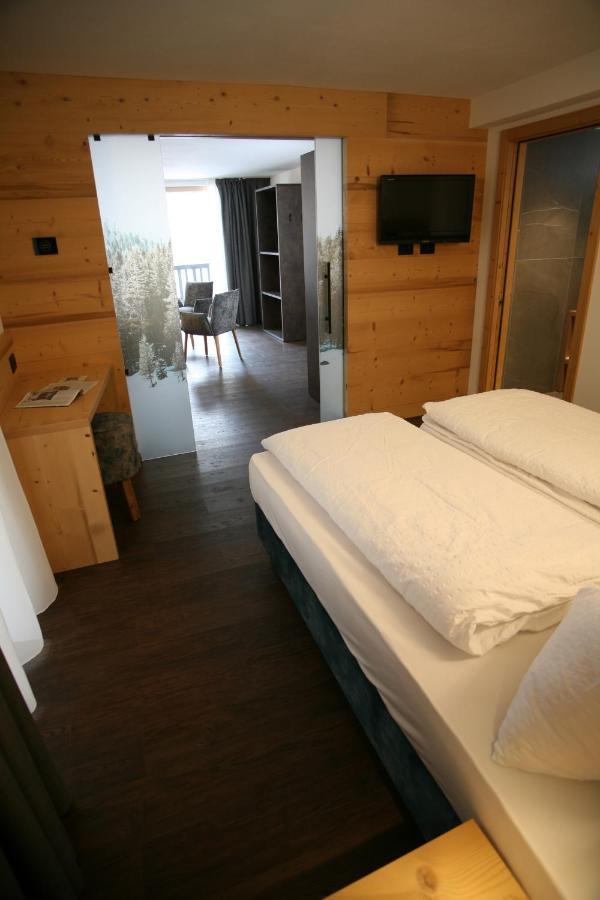 Alpen Hotel Vidi Madonna Exterior foto