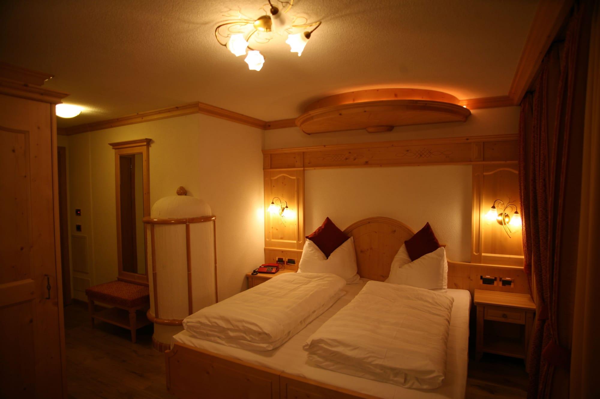 Alpen Hotel Vidi Madonna Exterior foto