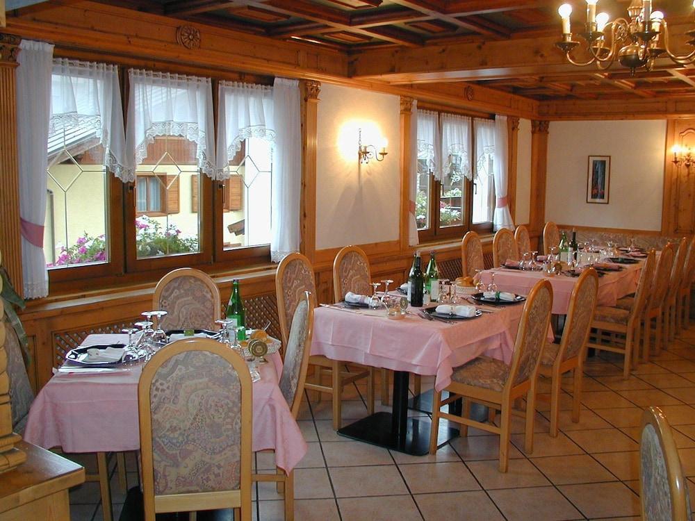 Alpen Hotel Vidi Madonna Exterior foto